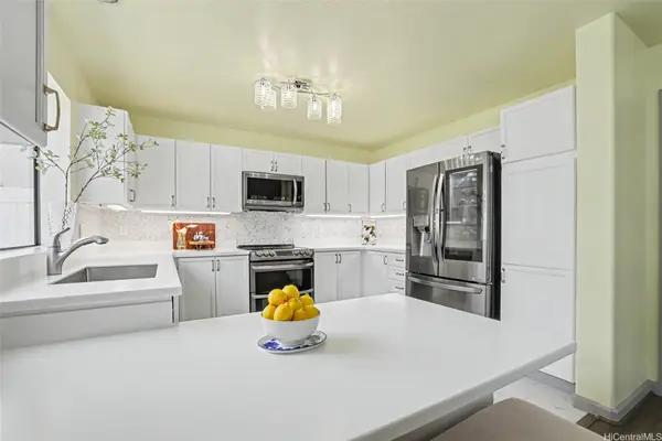 95-1018 Kahakiki Street, Mililani, HI 96789