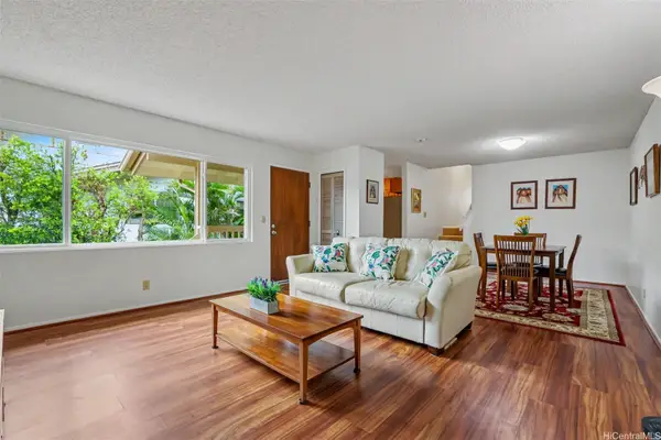 1402 Ohina Place, Honolulu, HI 96825