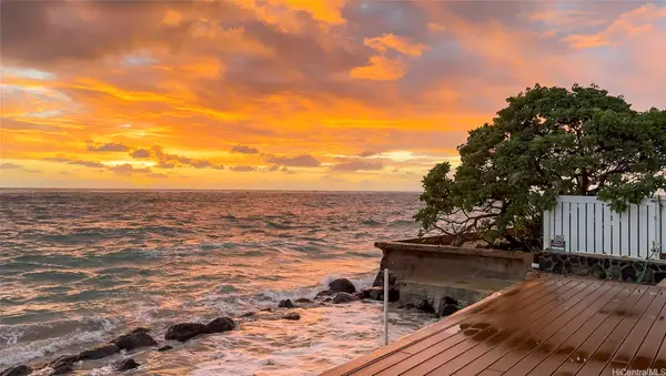 53-853 Kamehameha Highway, Hauula, HI 96717