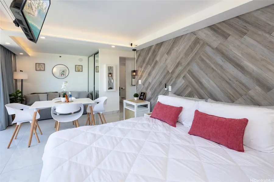 2427 Kuhio Avenue #1005, Honolulu, HI 96815 - #3