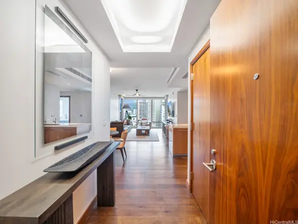 1555 Kapiolani Boulevard #914, Honolulu, HI 96814