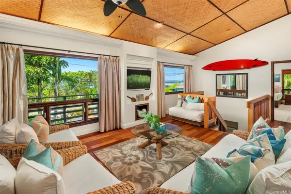 61-300 Kamehameha Highway, Haleiwa, HI 96712