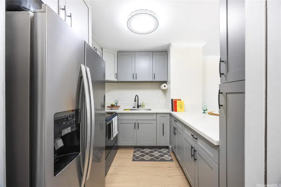 731 Amana Street #904, Honolulu, HI 96814 - #2