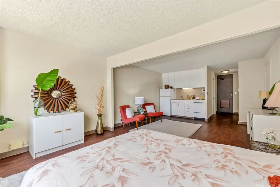 747 Amana Street #1008, Honolulu, HI 96814 - #2