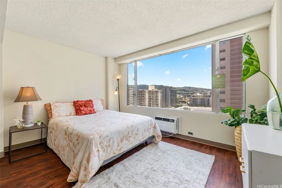 747 Amana Street #1008, Honolulu, HI 96814 - #3