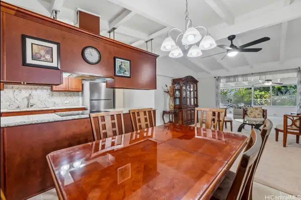 2010 Komo Mai Drive, Pearl City, HI 96782