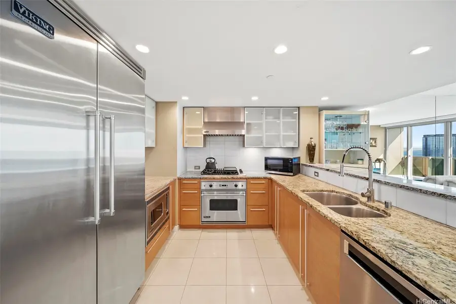 1177 Queen Street #4002, Honolulu, HI 96814 - #3