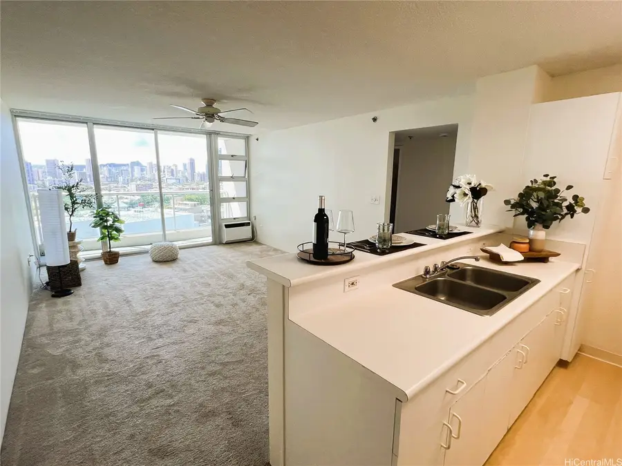 1448 Young Street #1401, Honolulu, HI 96814 - #2