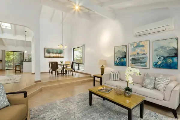1360 Kaeleku Street, Honolulu, HI 96825
