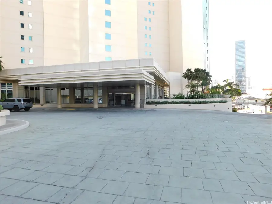 1177 Queen Street #1704, Honolulu, HI 96814 - #2