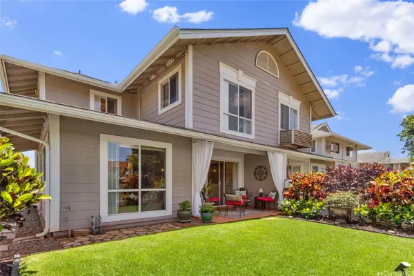 94-642 Lumiauau Street #B4, Waipahu, HI 96797