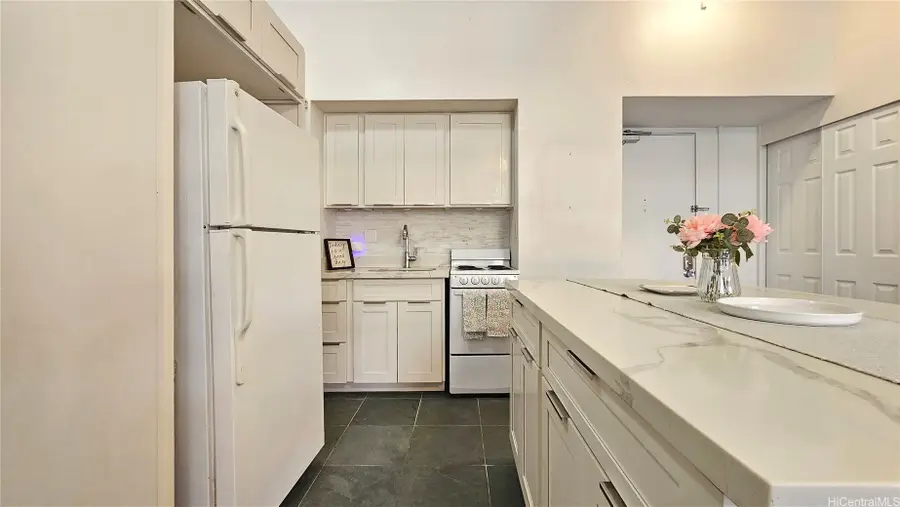 445 Kaiolu Street #104, Honolulu, HI 96815 - #2