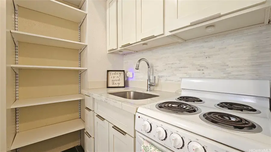 445 Kaiolu Street #104, Honolulu, HI 96815 - #3