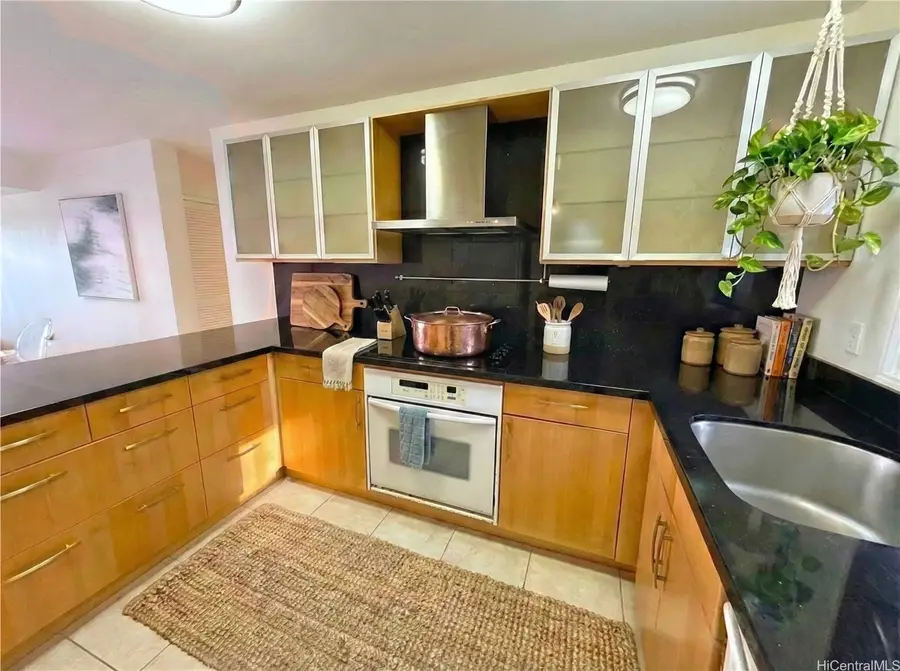 521 Hahaione Street #2-10G, Honolulu, HI 96825 - #3