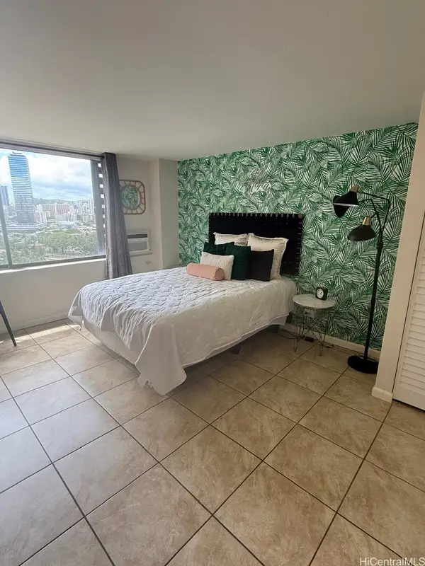 444 Niu Street #1415, Honolulu, HI 96815
