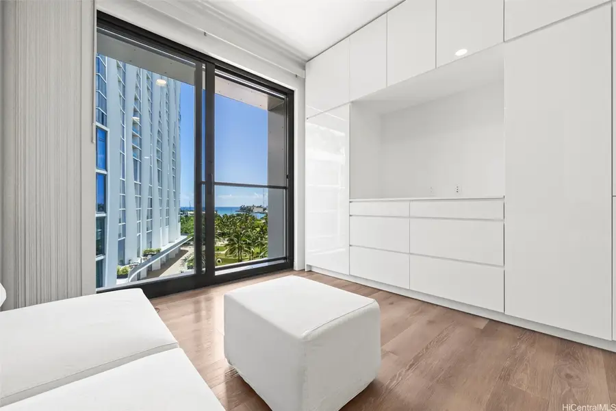 987 Queen Street #629, Honolulu, HI 96814 - #2