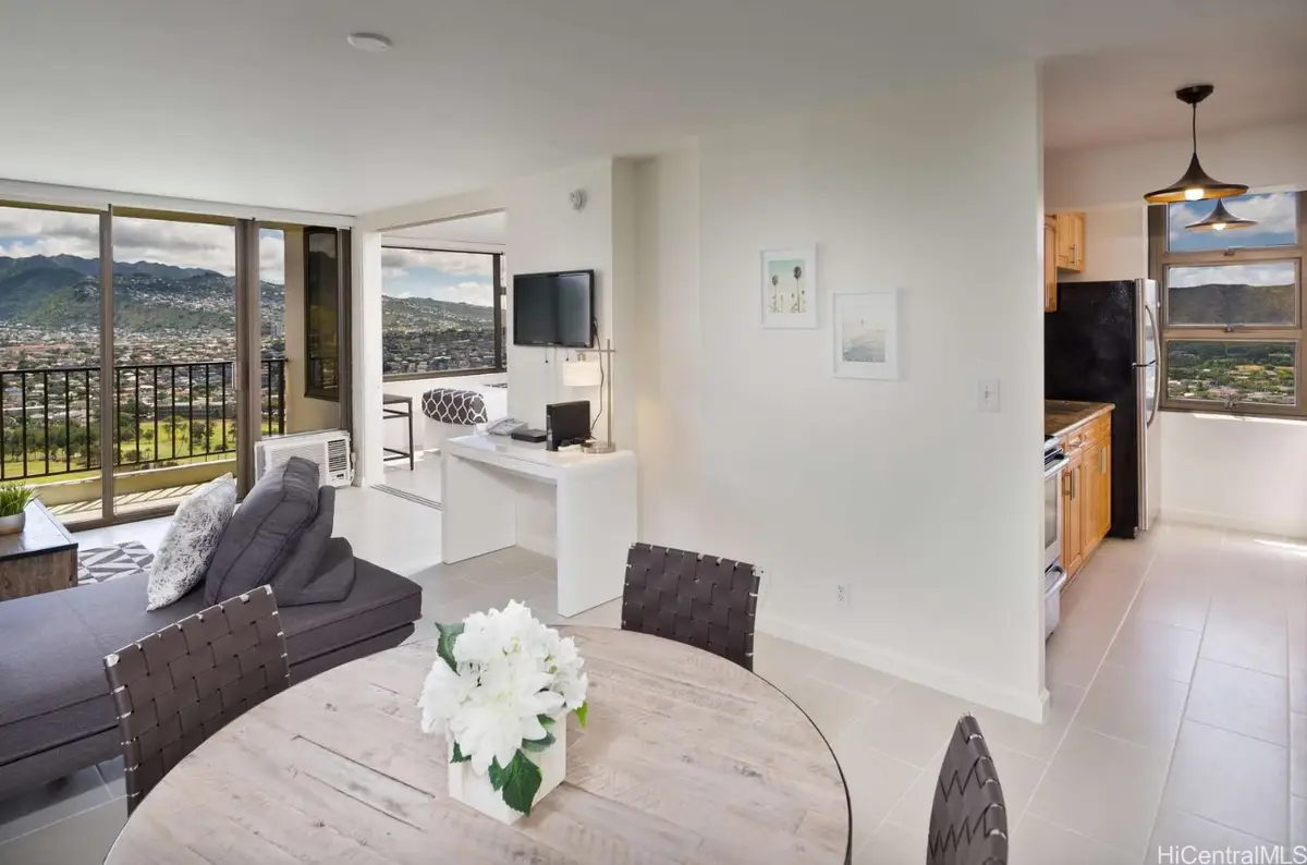 201 Ohua Street #3513, Honolulu, HI 96813 - #1