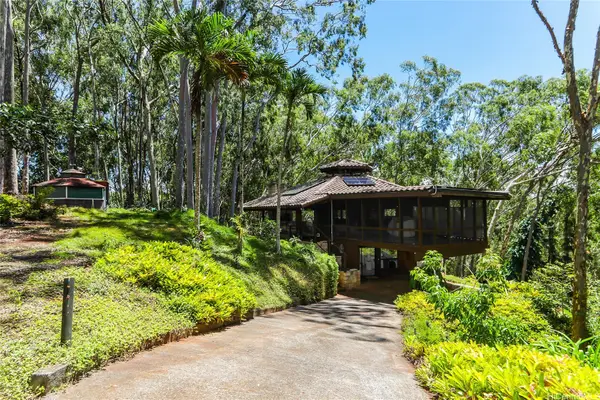 95-214 Waikalani Drive, Mililani, HI 96789