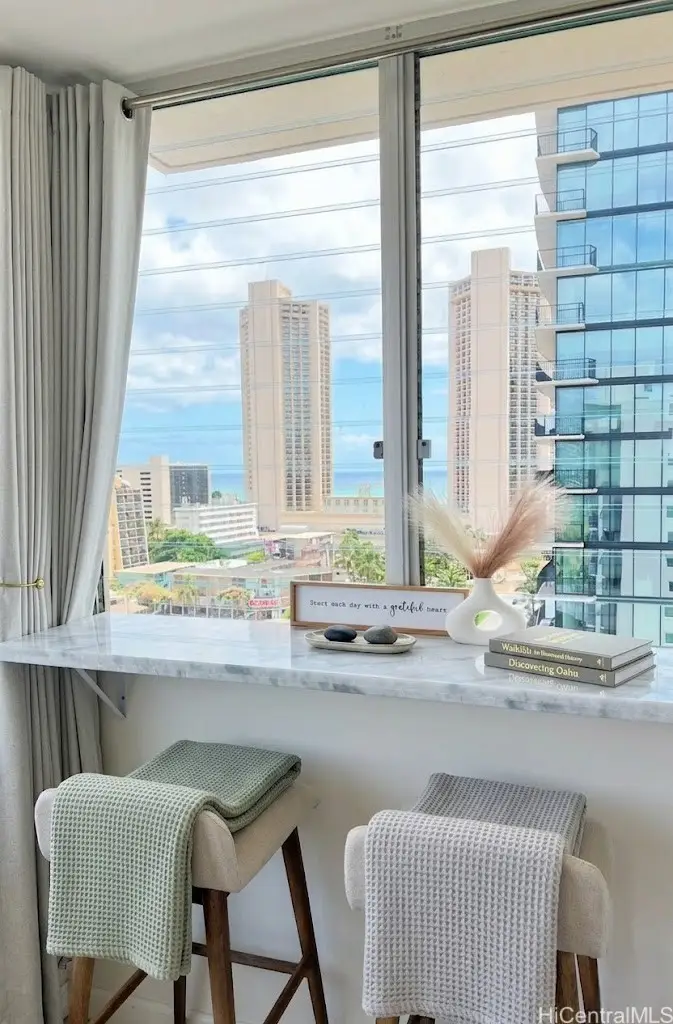 444 Kanekapolei Street #1402, Honolulu, HI 96815 - #2