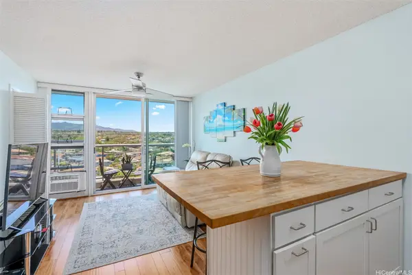 94-979 Kauolu Place #1110, Waipahu, HI 96797