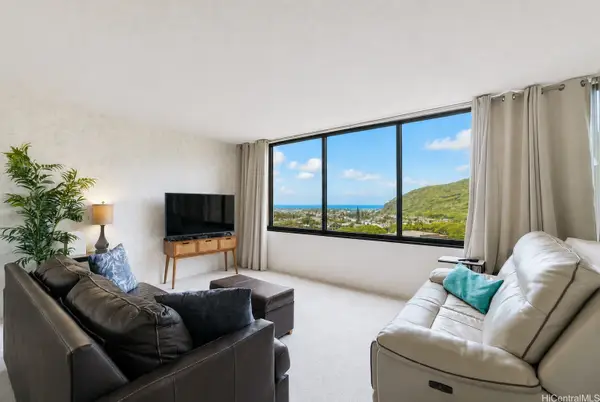 555 Hahaione Street #9F, Honolulu, HI 96825