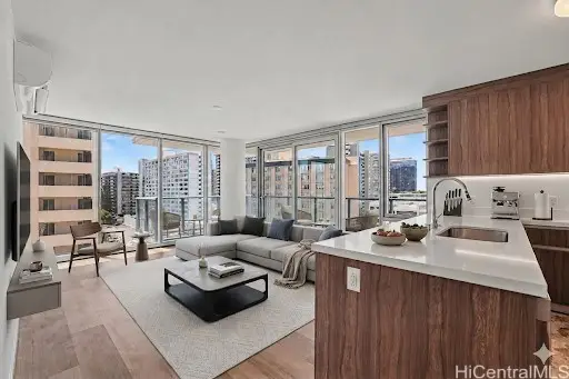 1500 Rycroft Street #811R, Honolulu, HI 96814 - #2