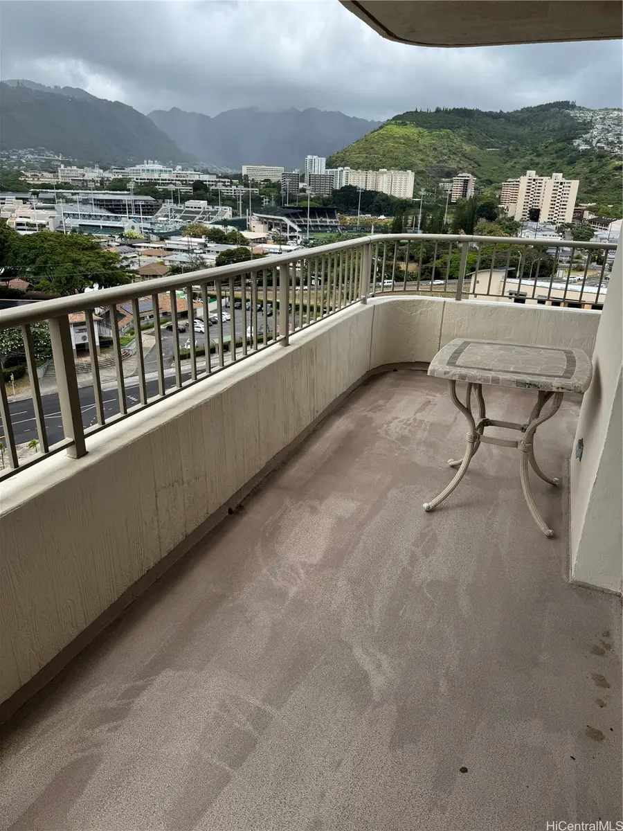 2825 S King Street #1204, Honolulu, HI 96826 - #3