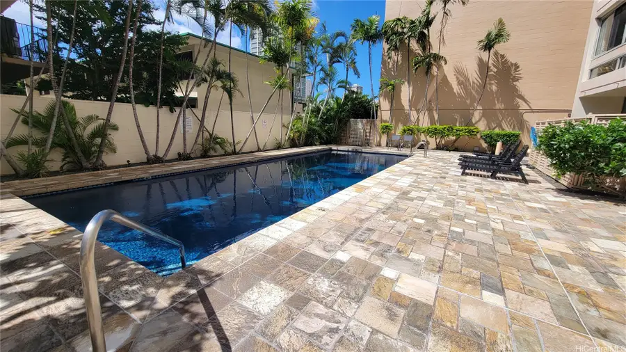 555 University Avenue #1903, Honolulu, HI 96826 - #3