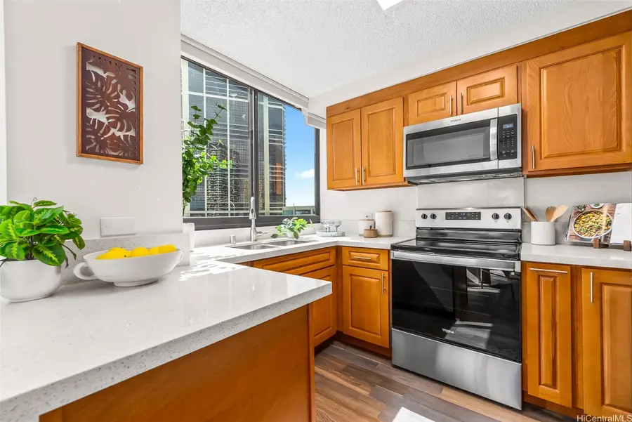 876 Curtis Street #1204, Honolulu, HI 96813 - #3
