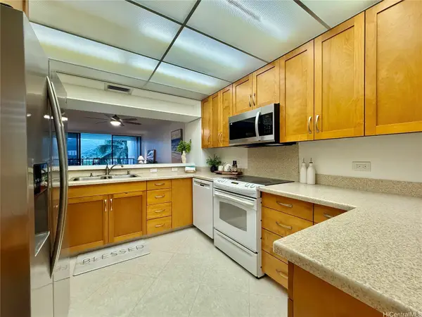 500 Lunalilo Home Road #25B, Honolulu, HI 96825