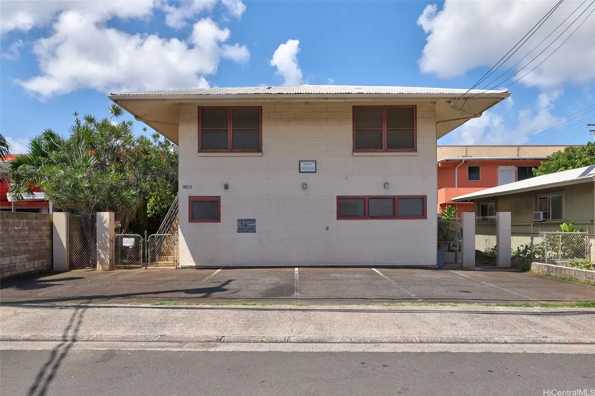 1823 Democrat Street, Honolulu, HI 96819 - #1