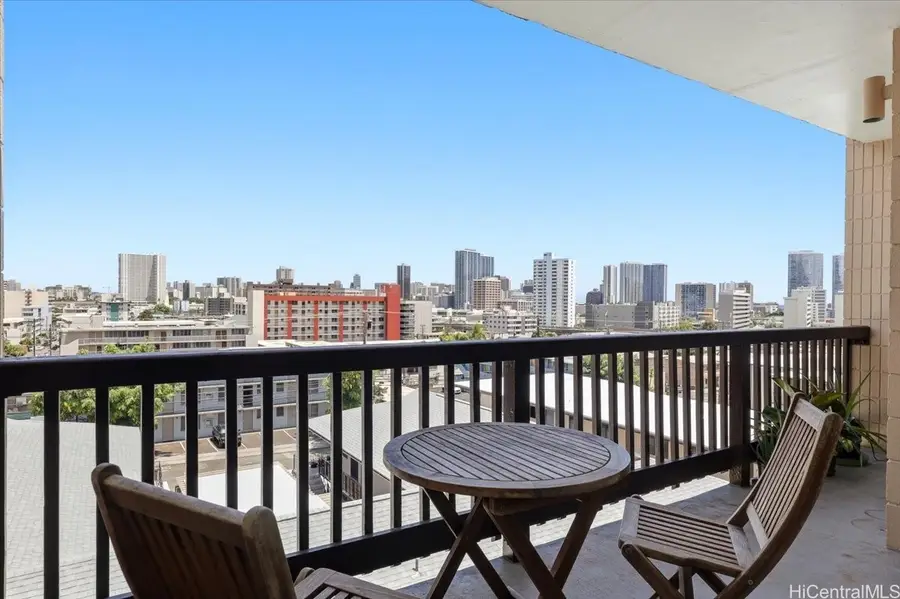 1524 Pensacola Street #304, Honolulu, HI 96822 - #3