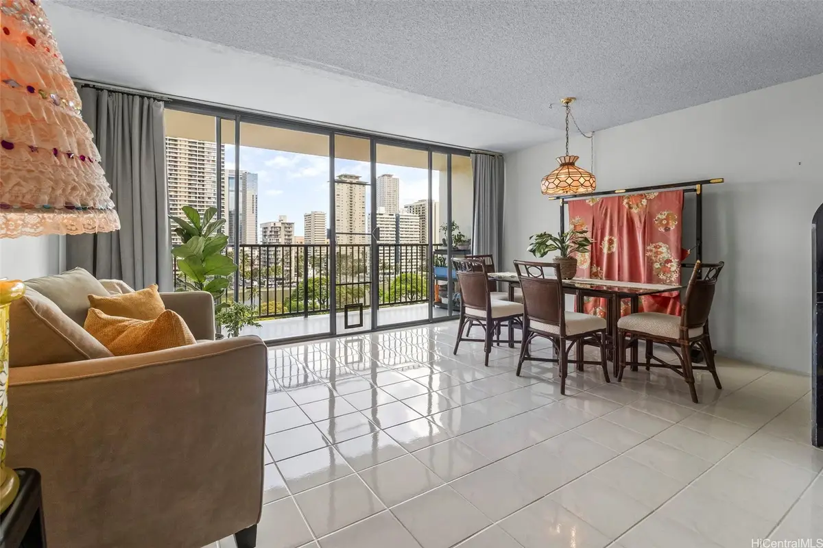 2444 Hihiwai Street #1006, Honolulu, HI 96826 - #1