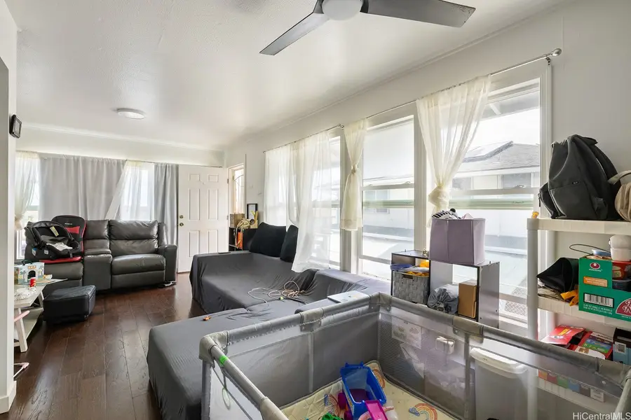 1592 Perry Street, Honolulu, HI 96819 - #3