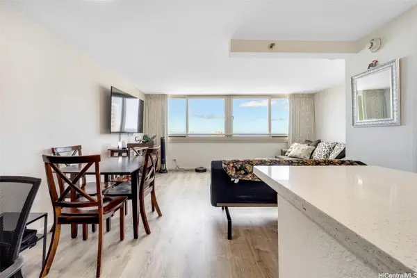 445 Seaside Avenue #3820, Honolulu, HI 96815