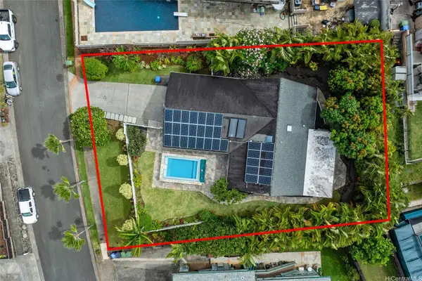 98-1528 Kaonohi Street, Aiea, HI 96701