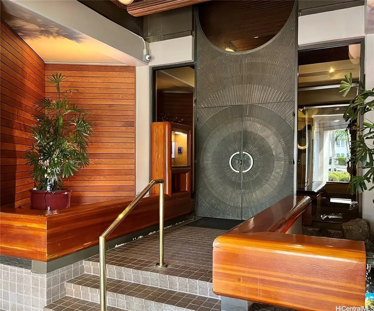 1221 Victoria Street #1705, Honolulu, HI 96814 - #1