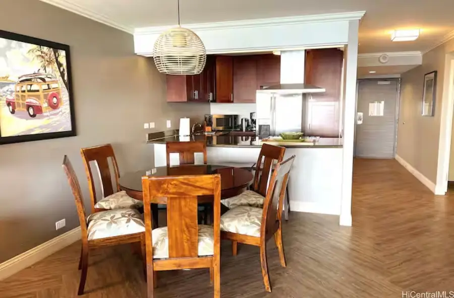 2470 Kalakaua Avenue #903, Honolulu, HI 96815 - #3