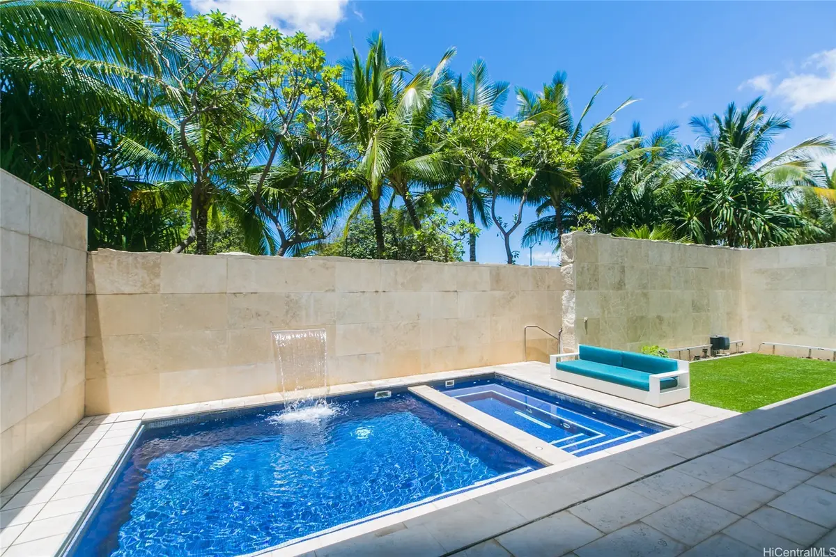 1118 Ala Moana Boulevard #2, Honolulu, HI 96814 - #1