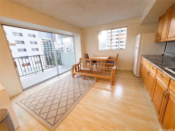 2440 Kuhio Avenue #712, Honolulu, HI 96815