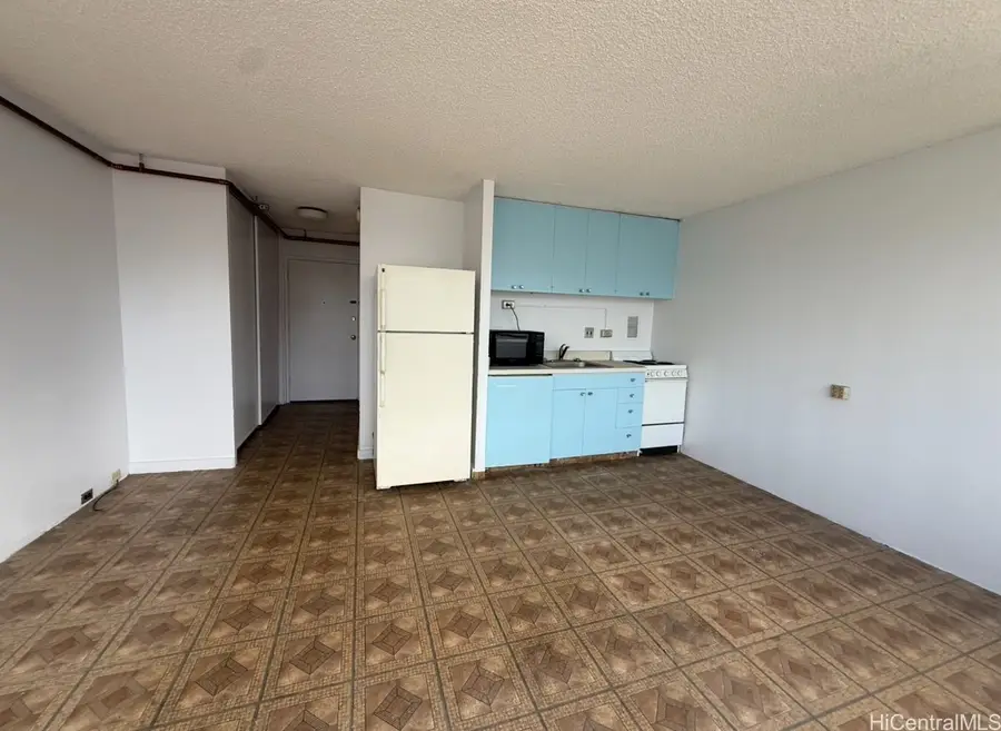 1650 Kanunu Street #916, Honolulu, HI 96814 - #2