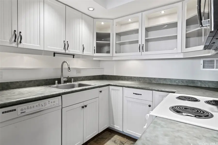 1676 Ala Moana Boulevard #906, Honolulu, HI 96815 - #3