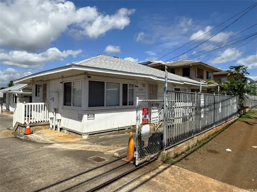 1424 Gulick Avenue, Honolulu, HI 96819 - #2