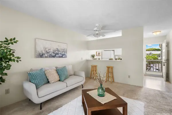 94-211 Paioa Place #K203, Waipahu, HI 96797