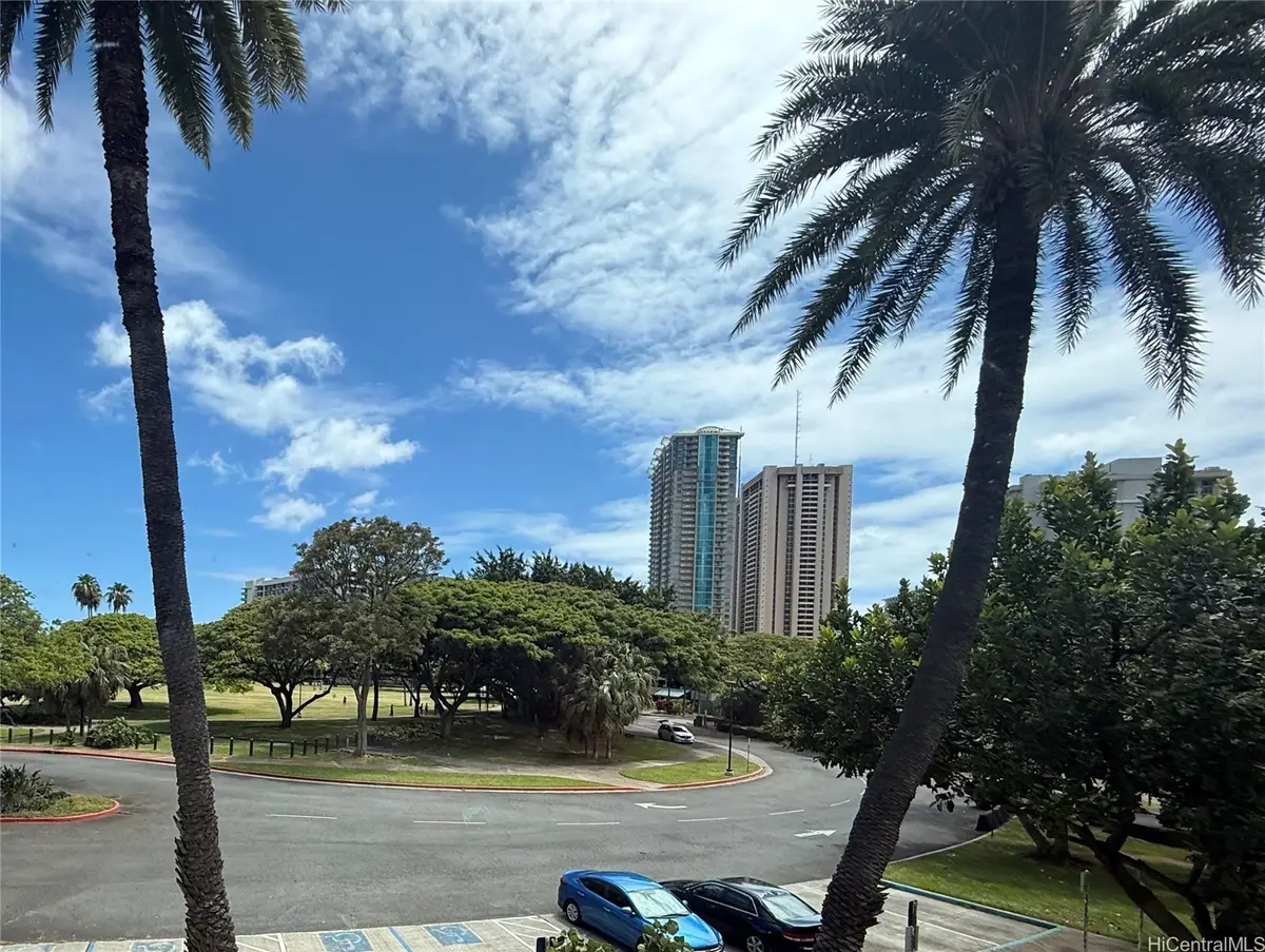 2045 Kalakaua Avenue #M300, Honolulu, HI 96815 - #1