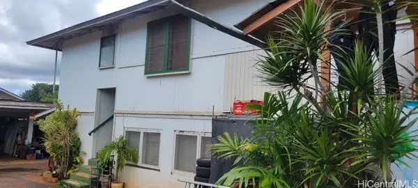 1524 Meyers Street, Honolulu, HI 96819