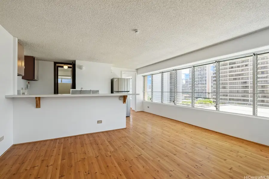 2525 Date Street #906, Honolulu, HI 96826 - #3
