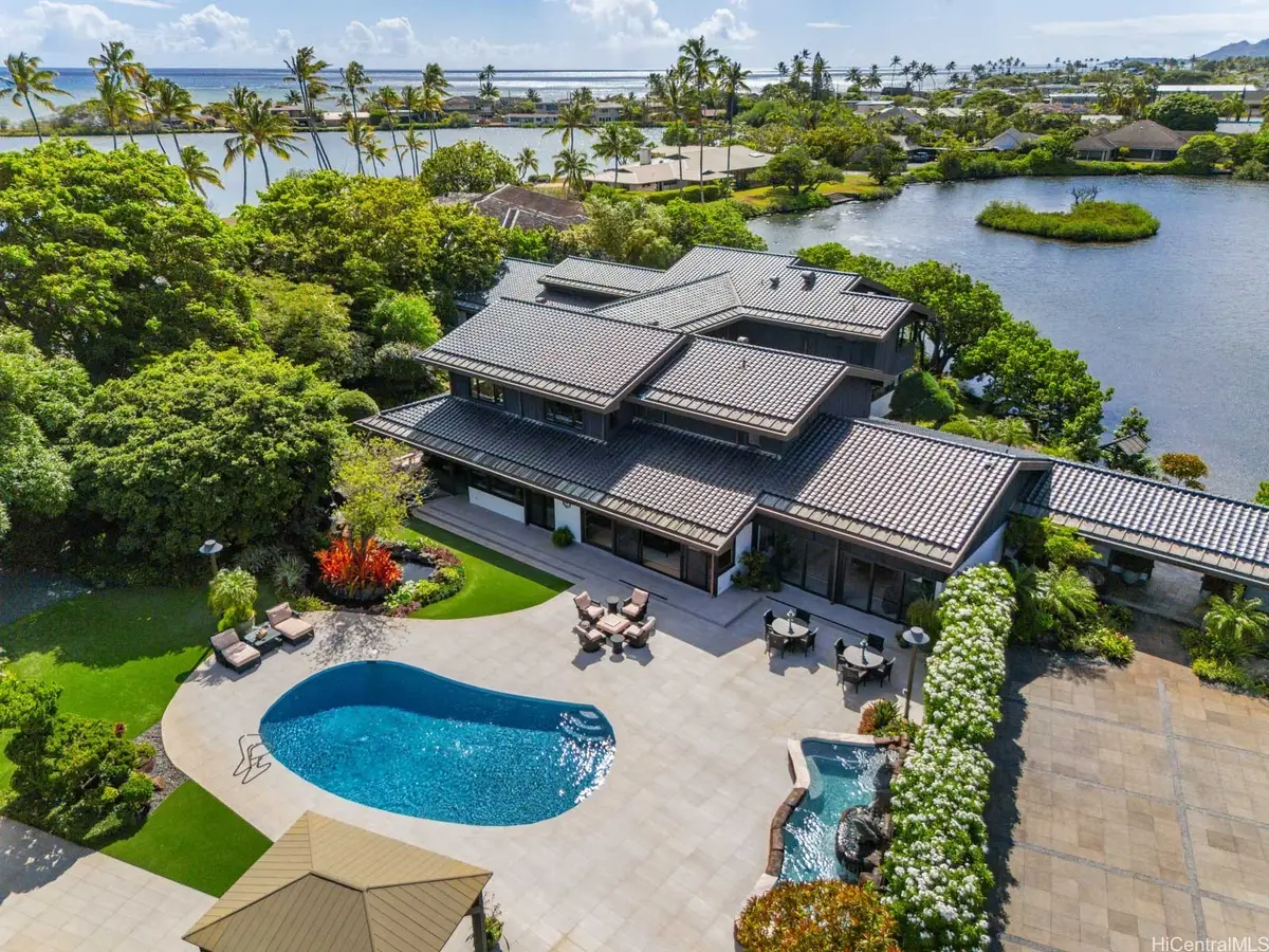 6015 Kalanianaole Highway, Honolulu, HI 96821 - #1