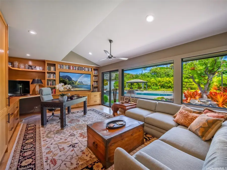 6015 Kalanianaole Highway, Honolulu, HI 96821 - #3
