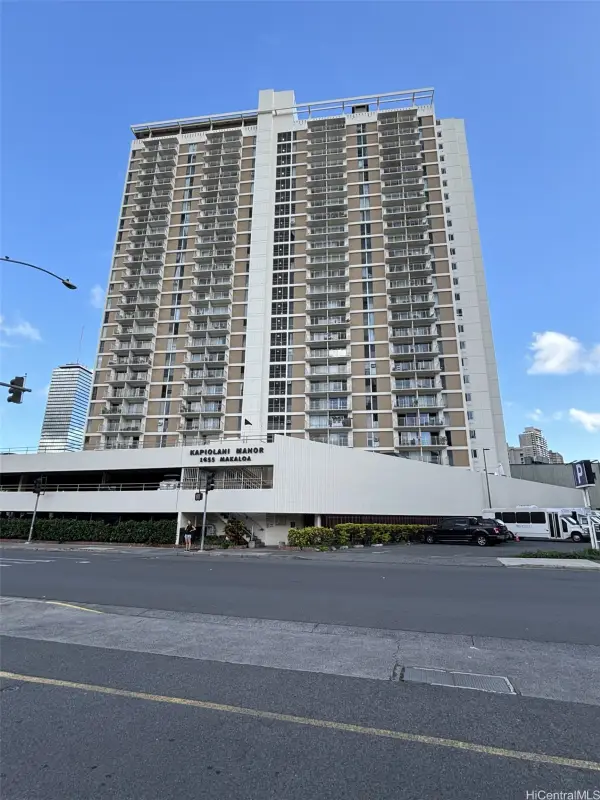 1655 Makaloa Street #803, Honolulu, HI 96814